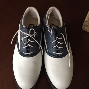 Brand new Women’s DryJoys FootJoy Golf shoes 7.5